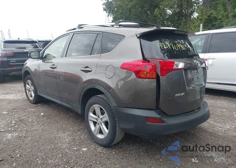 2014 Toyota Rav4 Xle z USA, uszkodzony, nr VIN JTMWFREV7ED036561